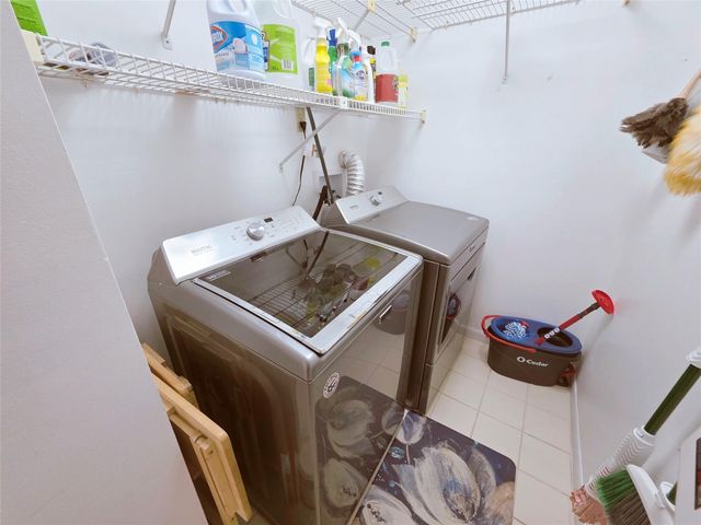 7145 Huntington Lane 208, Delray Beach, FL 33446