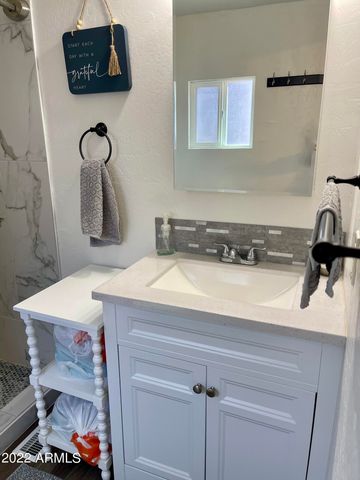 7750 E BROADWAY Road 911, Mesa, AZ 85208