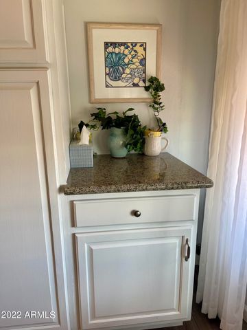 7750 E BROADWAY Road 911, Mesa, AZ 85208