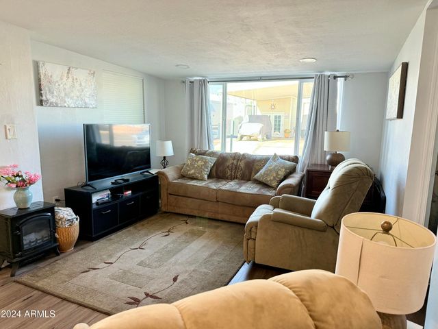 7750 E BROADWAY Road 911, Mesa, AZ 85208