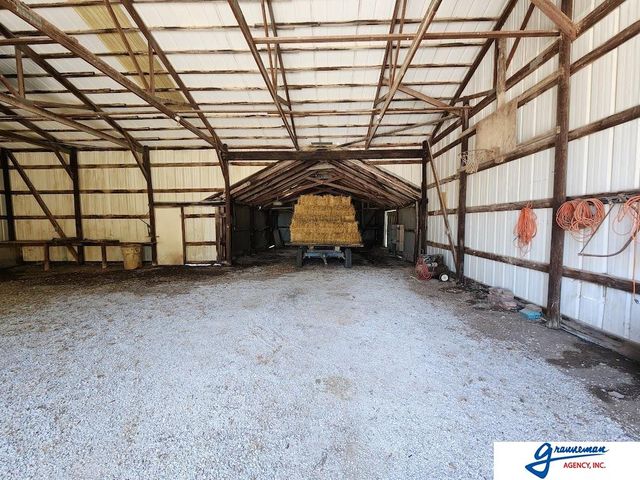 61490 136 Highway, Tecumseh, NE 68450