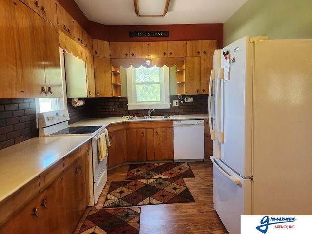 61490 136 Highway, Tecumseh, NE 68450