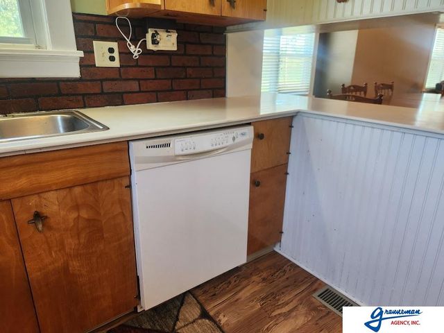 61490 136 Highway, Tecumseh, NE 68450