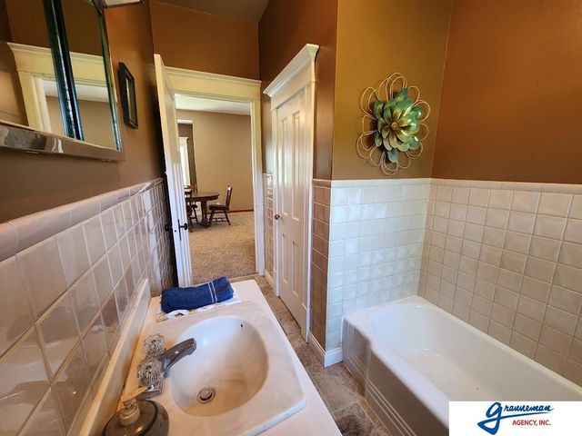 61490 136 Highway, Tecumseh, NE 68450