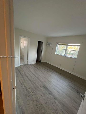 1100 NE 9th Ave 305, Fort Lauderdale, FL 33304