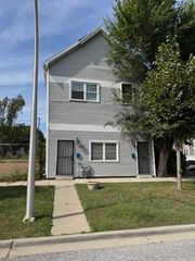 8538 S Greenbay Avenue, Chicago, IL 60617