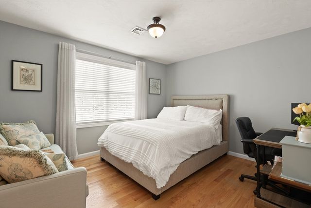 39 Windchime Road, Easton, MA 02375