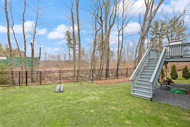 39 Windchime Road, Easton, MA 02375