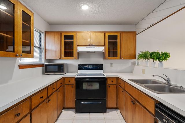 8621 Putnam DR C, Austin, TX 78757