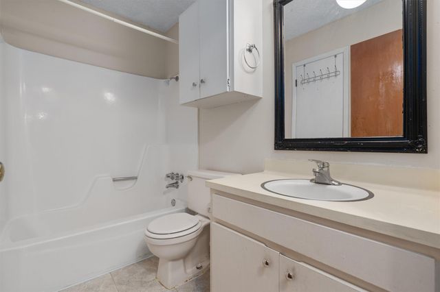 8621 Putnam DR C, Austin, TX 78757