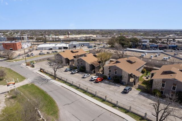 8621 Putnam DR C, Austin, TX 78757