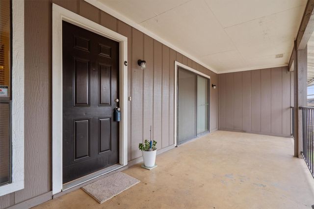 8621 Putnam DR C, Austin, TX 78757