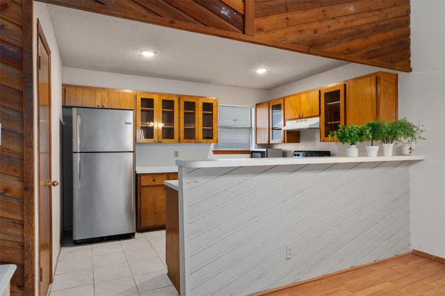 8621 Putnam DR C, Austin, TX 78757