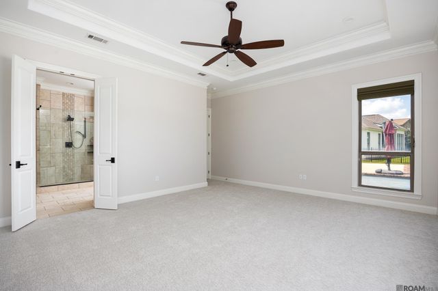 6060 Royal Palms Ct, Gonzales, LA 70737