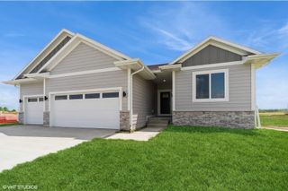 1395 NW Steven Street, Waukee, IA 50263