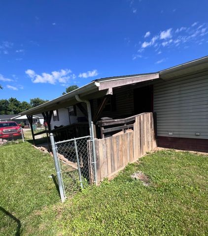 116 Circle Drive, Cross Lanes, WV 25313