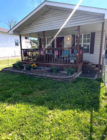 116 Circle Drive, Cross Lanes, WV 25313