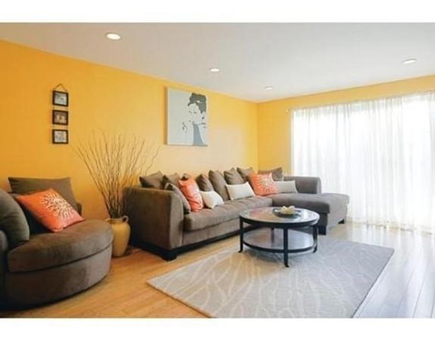 36 Bellvista Rd 46, Boston, MA 02135