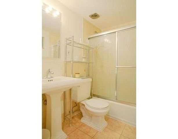 36 Bellvista Rd 46, Boston, MA 02135