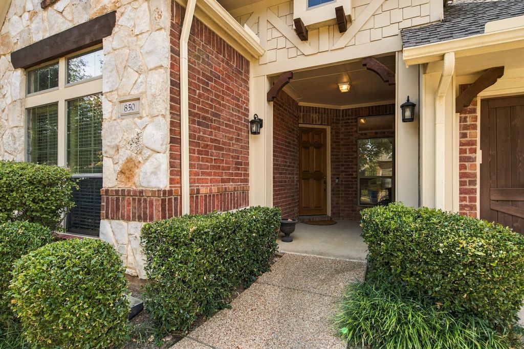 850 Carolina Way, Lantana, TX 76226 — photo 3