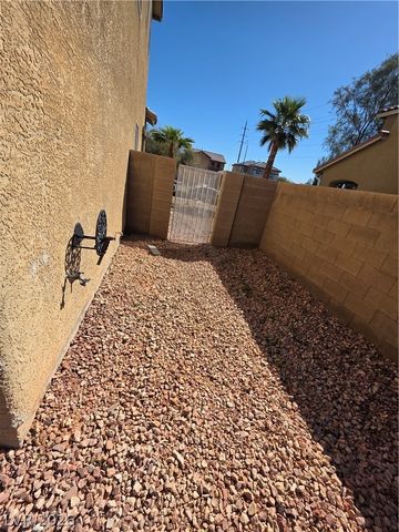 6213 Capehart Falls Street, North Las Vegas, NV 89081