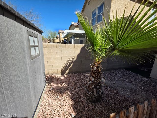 6213 Capehart Falls Street, North Las Vegas, NV 89081