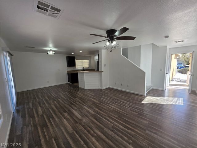 6213 Capehart Falls Street, North Las Vegas, NV 89081