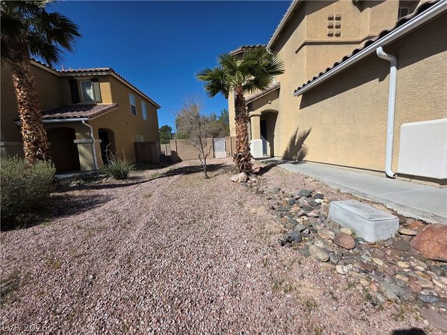 6213 Capehart Falls Street, North Las Vegas, NV 89081