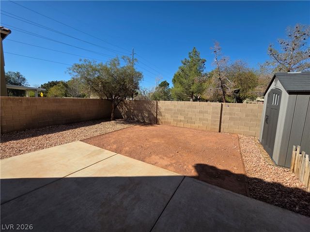 6213 Capehart Falls Street, North Las Vegas, NV 89081