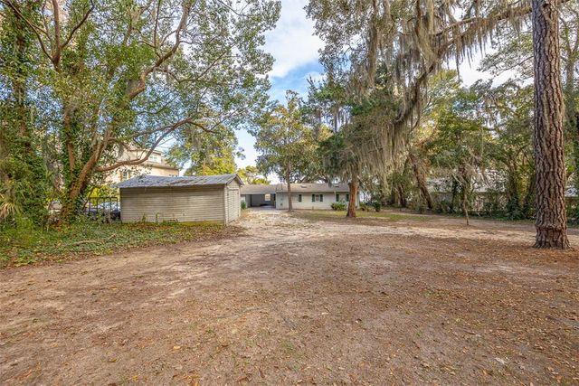 1207 Lewis Lane NE, Townsend, GA 31331