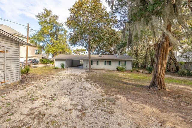 1207 Lewis Lane NE, Townsend, GA 31331