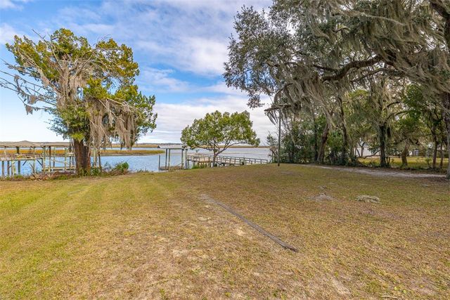 1207 Lewis Lane NE, Townsend, GA 31331