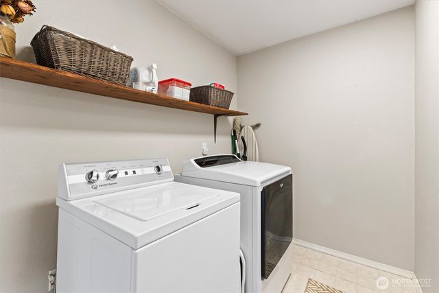 9090 Van Buren Road, Everson, WA 98247