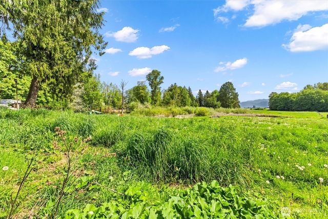 9090 Van Buren Road, Everson, WA 98247