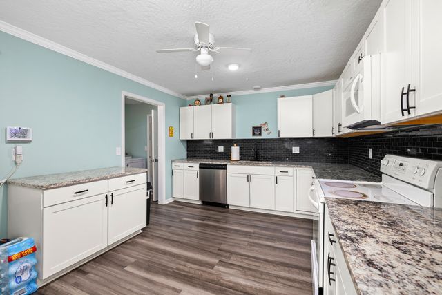 807 N Guignard Drive, Sumter, SC 29150