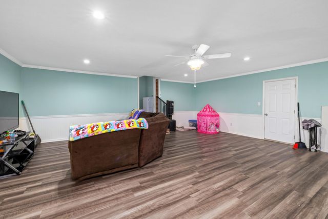 807 N Guignard Drive, Sumter, SC 29150