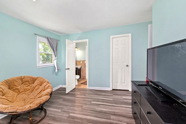 807 N Guignard Drive, Sumter, SC 29150