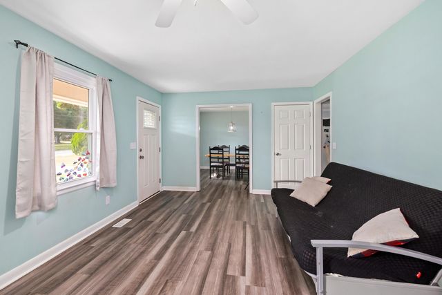 807 N Guignard Drive, Sumter, SC 29150