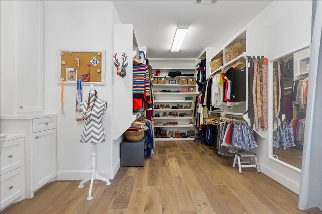 3020 Lake Street, Houston, TX 77098
