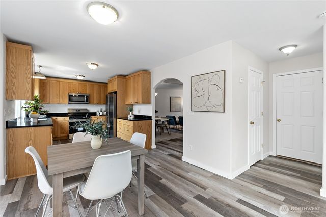 8724 134th Street Ct E, Puyallup, WA 98373