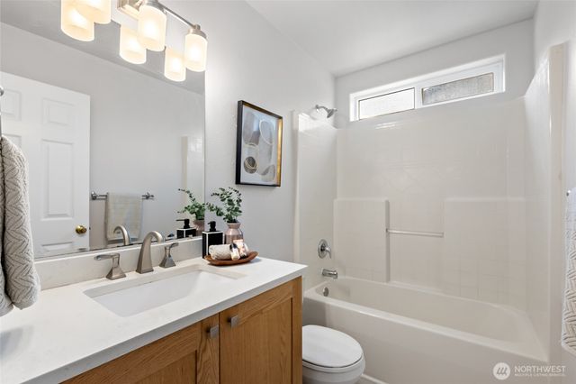 8724 134th Street Ct E, Puyallup, WA 98373