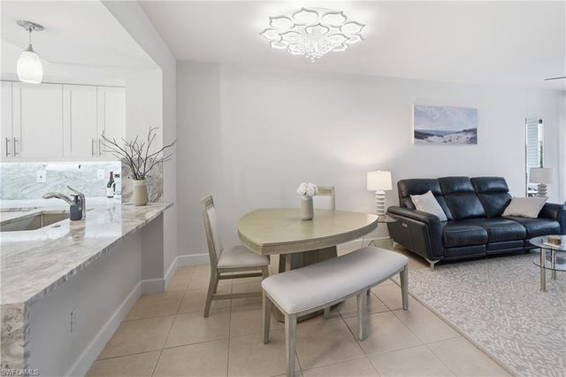 4950 Deerfield WAY D103, Naples, FL 34110