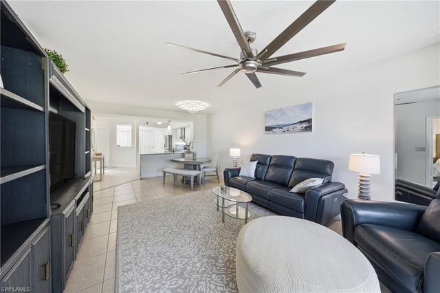 4950 Deerfield WAY D103, Naples, FL 34110