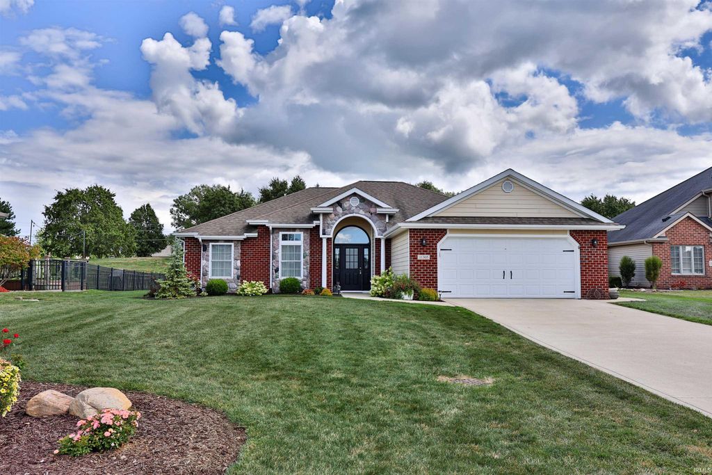 11305 Nightingale Cove, Roanoke, IN 46783