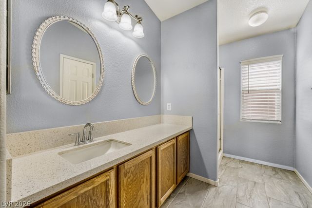 6481 Za Zu Pitts Avenue 102, Las Vegas, NV 89122