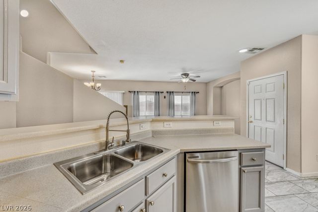 6481 Za Zu Pitts Avenue 102, Las Vegas, NV 89122