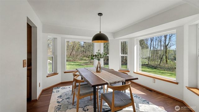 16302 230th Avenue SE, Maple Valley, WA 98038