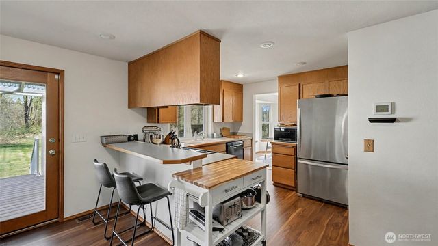 16302 230th Avenue SE, Maple Valley, WA 98038