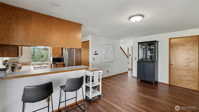 16302 230th Avenue SE, Maple Valley, WA 98038