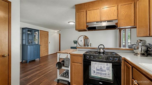 16302 230th Avenue SE, Maple Valley, WA 98038
